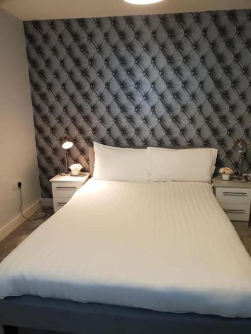 Luxury 9Ine Beautiful Bull Ring Apartment Free Parking Birmingham Luaran gambar