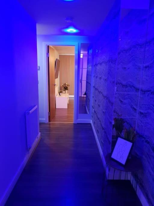 Luxury 9Ine Beautiful Bull Ring Apartment Free Parking Birmingham Luaran gambar