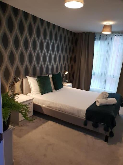 Luxury 9Ine Beautiful Bull Ring Apartment Free Parking Birmingham Luaran gambar